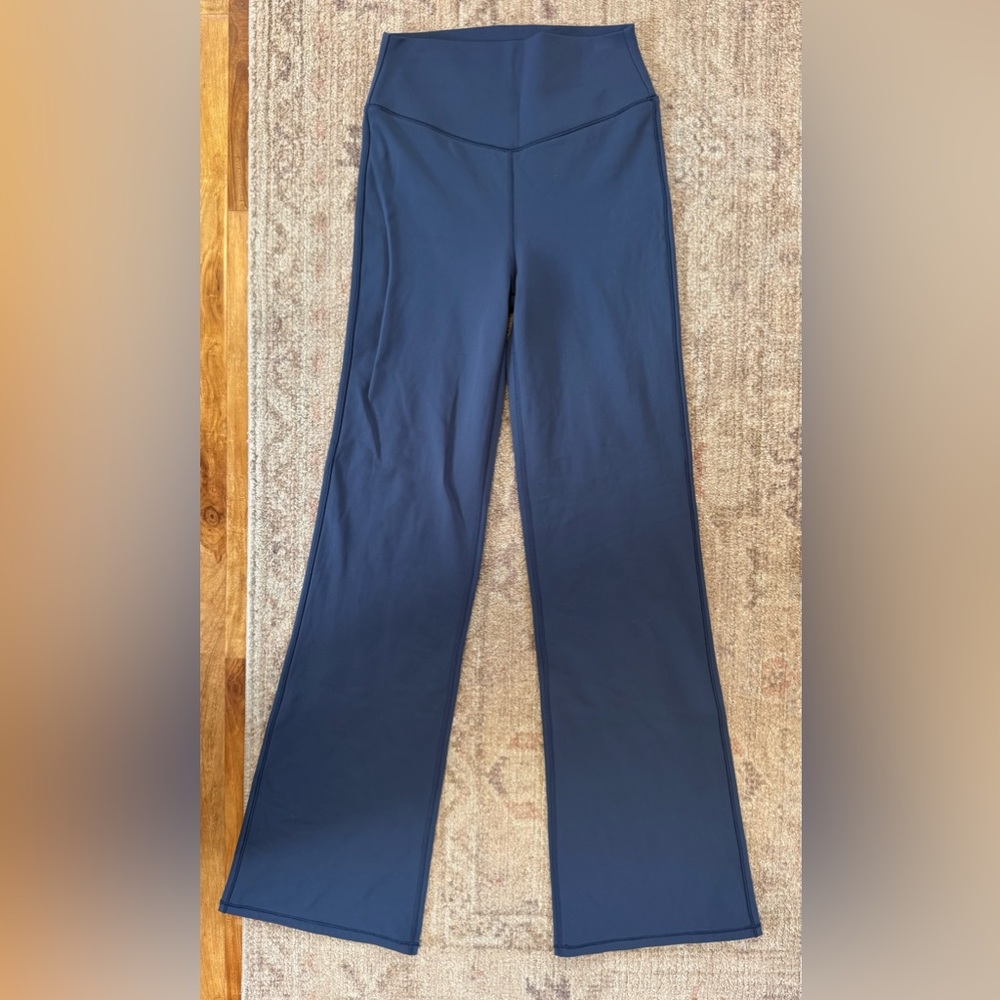 Vuori Chilled Out Bootcut Leggings